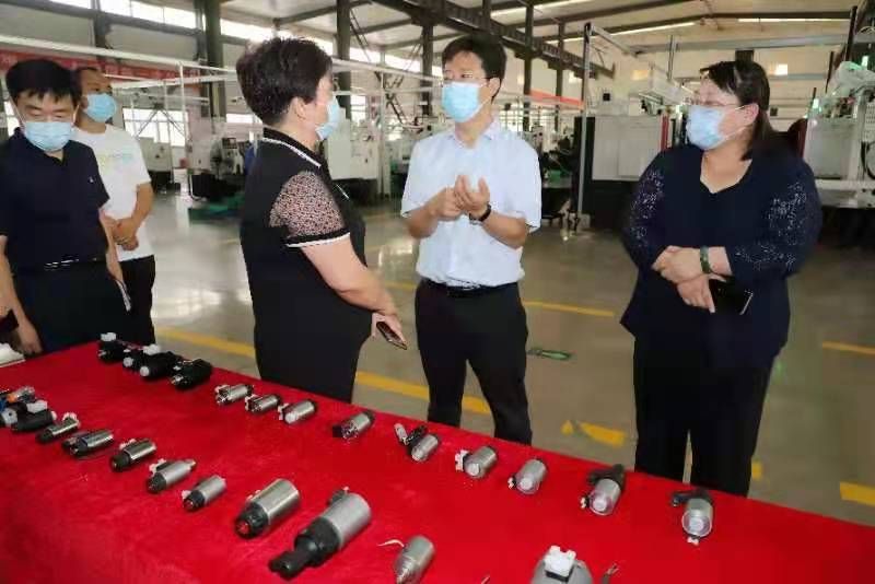 五月婷香社区安阳市市长高永一行莅临我公司参观调研